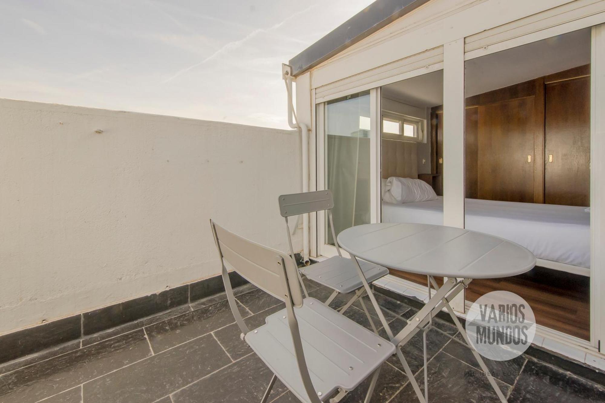 Terraza Con Encanto Para 4, En Plaza De Chueca Madrid Exterior photo